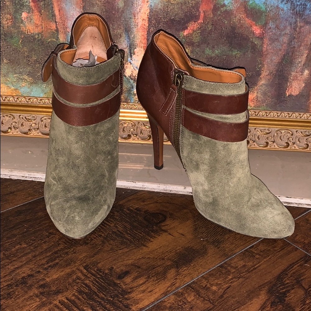 Nine West Olive Green Suede Ankle Booties with Brown Leather Straps